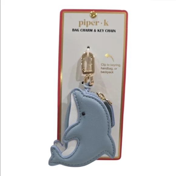 🐬🔹️Piper K 🔹️ UK Exclusive Light Blue Dolphin Key Holder Bag Charm - Picture 1 of 6